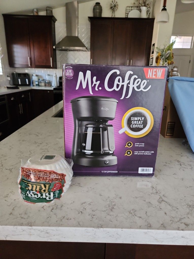 MR COFFEE 12 Cup Coffee Maker NIB & Filters