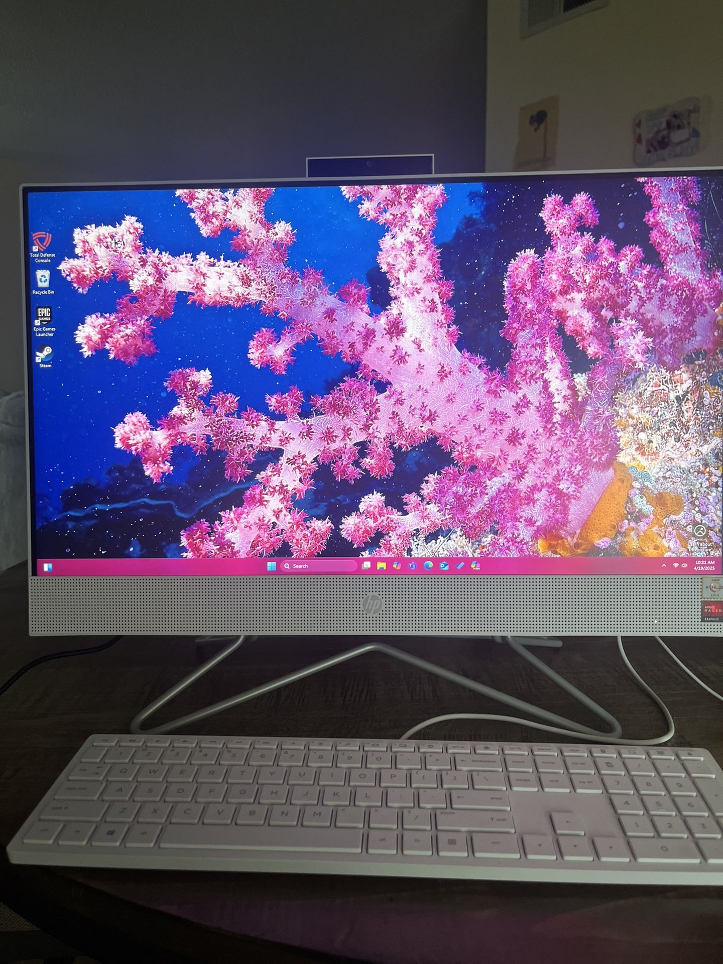 HP 8GB DESKTOP COMPUTER with Full ANTI-VIRUSE DEFENSE!!