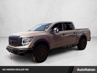 2021 Nissan TITAN