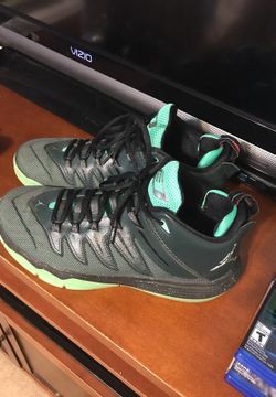 Jordan CP3 9's (Green) size 9.5