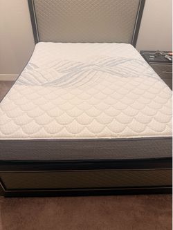 Serta 10 inch Queen Mattress