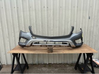 2016 2017 2018 2019 Mercedes Benz GLC CLASS GLC300 front bumper  lower valance original  used OEM