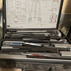 SKF TMMD 61 Ball Bearing Puller Set – Made in Switzerland