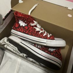 Hello Kitty Converse 