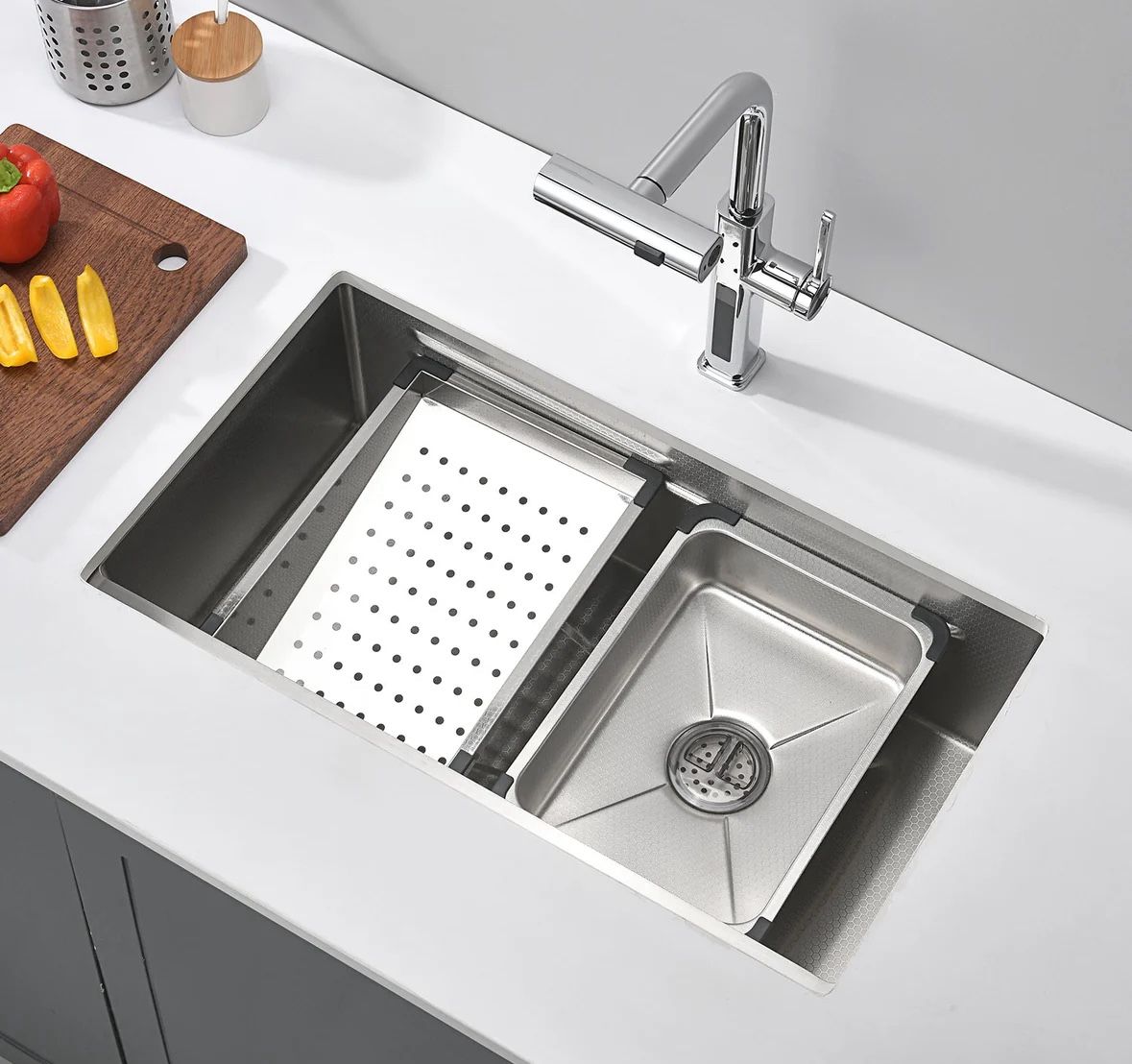 Lefton Single Bowl Anti-scratch Kitchen Sink with Waterfall Faucet