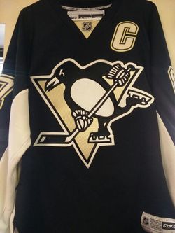 Mens Reebok Penguins long sleeve shirt #87. Size large