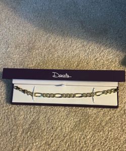 Gold Figaro Bracelet
