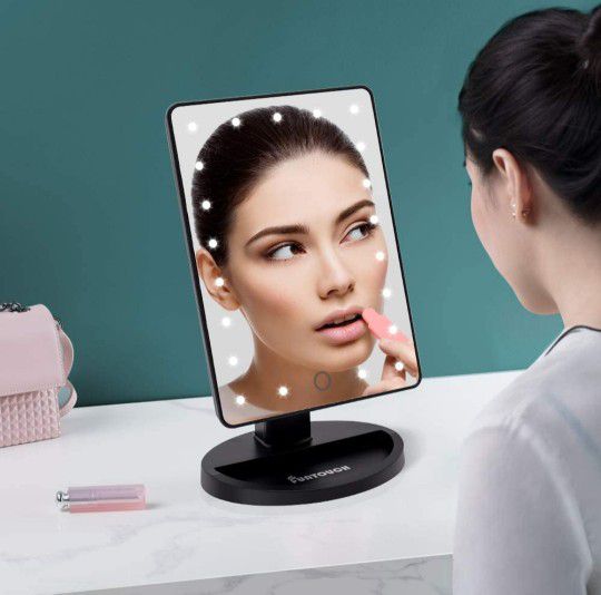 Vanity Lighted Makeup Mirror with 21 Led Light