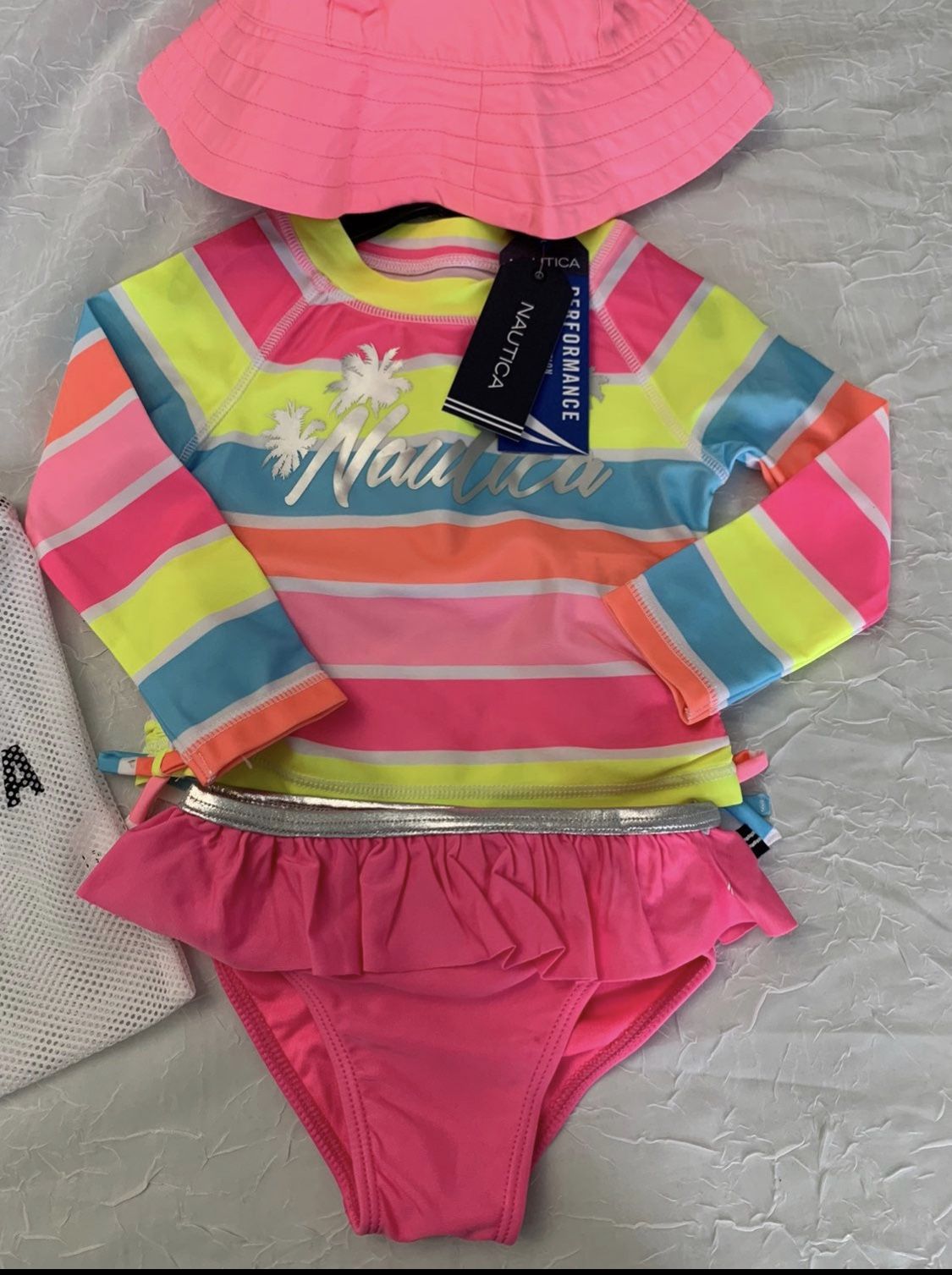 NAUTICA 18M GIRLS SWIMSUIT SET. WITH HAT NEW. 50+UV RATING.
