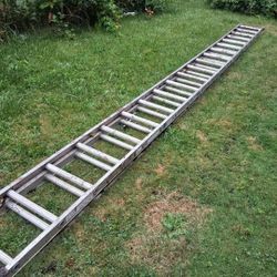 40 Ft Ladder 