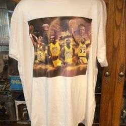 Legacy T -shirt