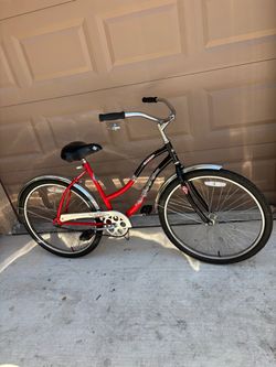 Huffy Surfside Single Speed Cruiser. 26” Wheels. Steel.