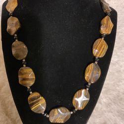 Vintage Tiger’s Eye 👁 Stone Necklace With Sterling Silver (925) Clasp And Small Beads(solid)