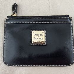 Vintage Classic Leather Black Dooney & Bourke Wristlet Wallet