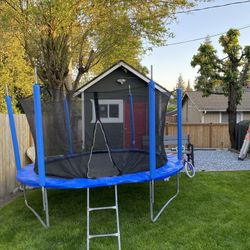 10 Ft Trampoline 