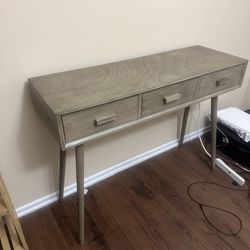 Desk/Table 