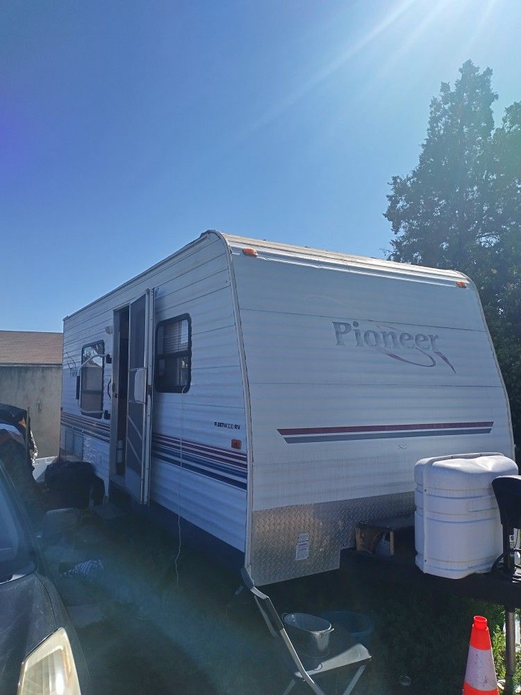 Excellent And Beautiful Clean Rv