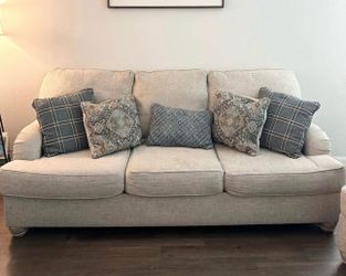 Couch & love seat