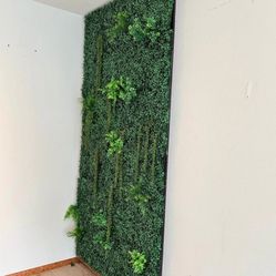 grass wall panel (I have 12 units)