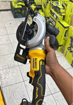 Dewalt 20v cordless 4-1/2 circular saw tool only