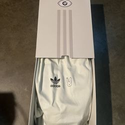 Bad bunny X Adidas Campus 