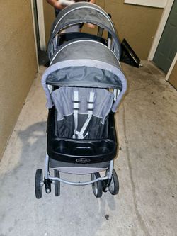 Graco Ready 2 grow stroller