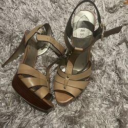 Ladies Beige Leather Strap Heels