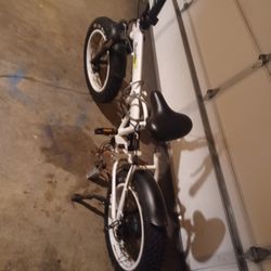 Fairly Used Foldable E-bike For Sale
