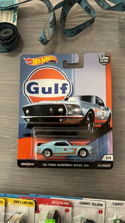 Hot Wheels Premium Gulf '69 Ford Mustang Boss 302