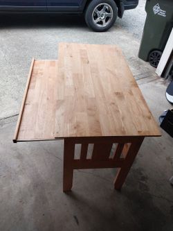 Small desk