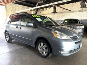 2004 Toyota Sienna