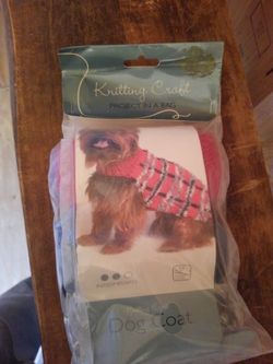 Dog sweater knit kit