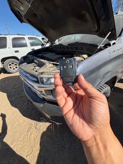 Llaves de autos / car keys and remotes