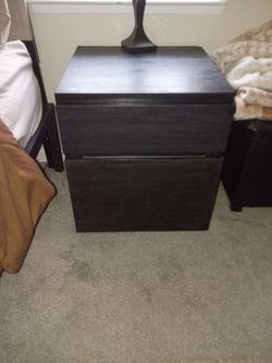 2 black night stands FREE