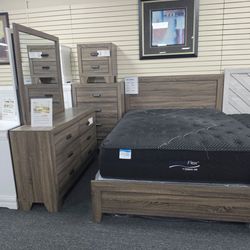 Gray Wood Bedroom Set with Bed Frame and Dresser 🚚WE DELIVER🚚