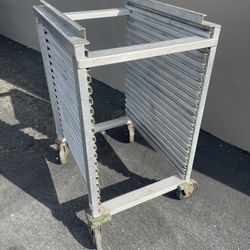 ALUMINUM KART WITH WHEELS 