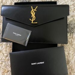 Saint Laurent Uptown Pouch Smooth Black Leather 