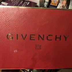 Givenchy Set Perfume For Women 