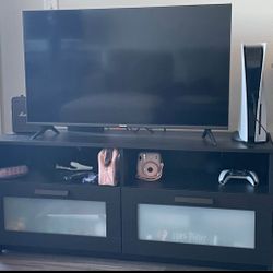 40” Hisense Android Smart TV + IKEA Stand – Full Setup!