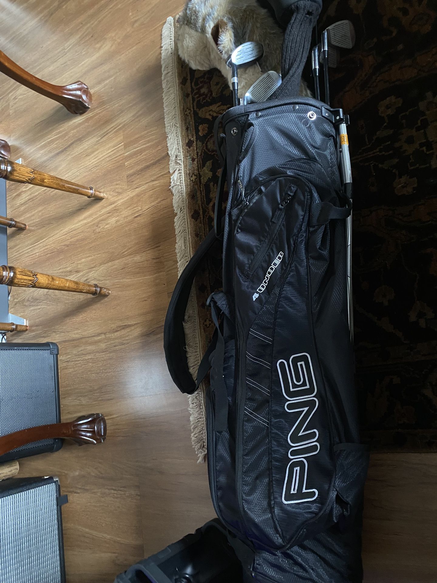 Ping 4 under golf bag and Tour collection T47 hybrid clubs