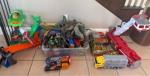 TOYS