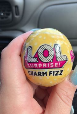 Lol surprise charm fizz