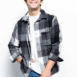 Men's Plaid Shirt Long Sleeves Classic Flannel Shirt Button Up Shirt Jacket Tops