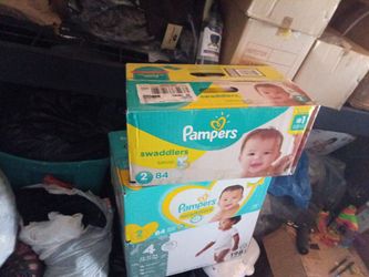 Pampers Swaddlers Diapers Size 2