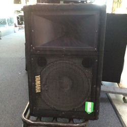 Yamaha Speaker SM 121V