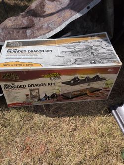 Zilla Deluxe Bearded Dragon Kit
