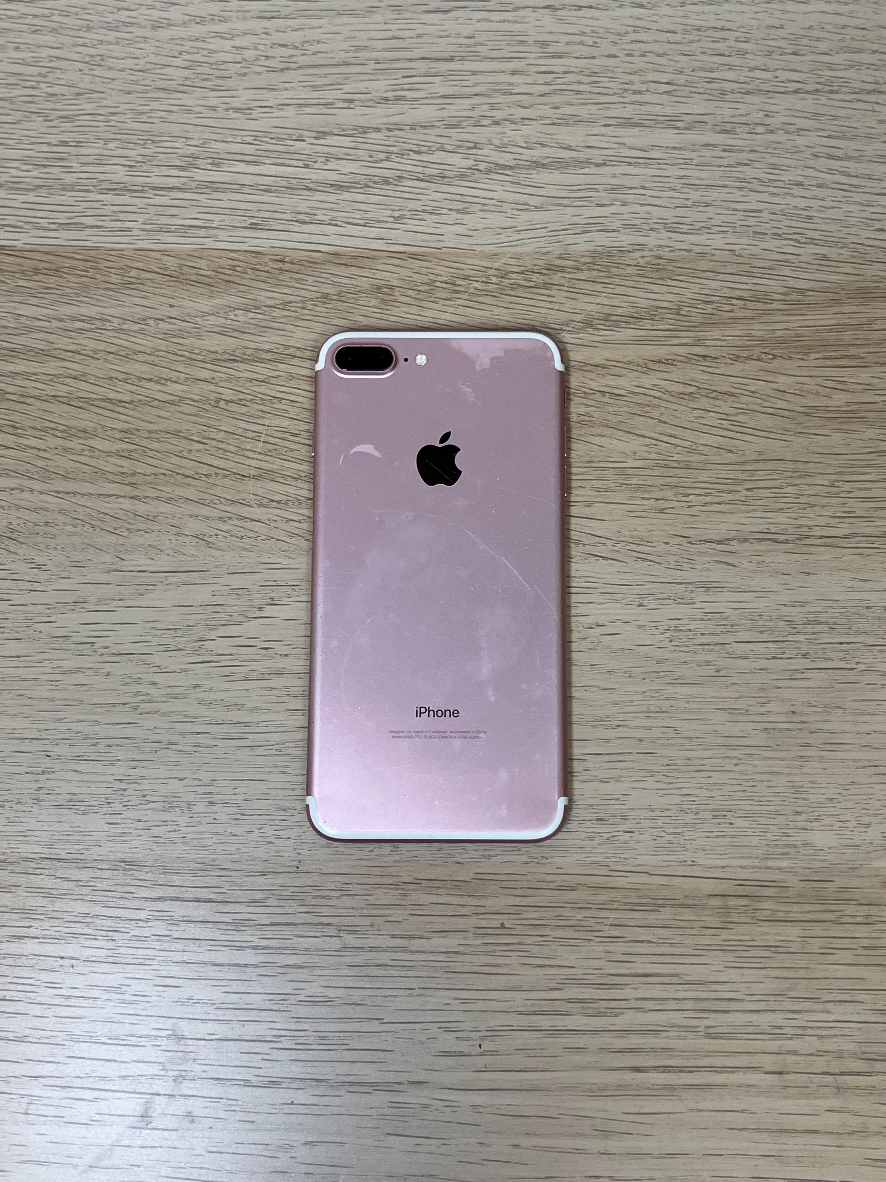 iPhone 7 Plus - Unlocked - 32GB - Pink