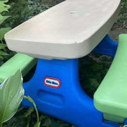 Little Tikes Junior Picnic Table Folds Flat For Easy Storage - Use Indoors Or Outdoors 