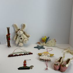 Vintage Christmas Ornaments Lot of 7 – Wood, Fabric & Metal Decorations 