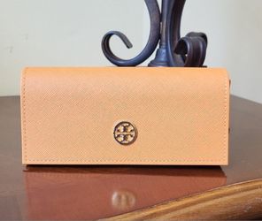 Tory Burch Sunglasses Or Eyeglass Case